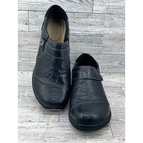 Clarks Shoes - Clarks Collection Cheyn Madi Black Leather Ruched Slip On Loafers Women Sz 7.5M